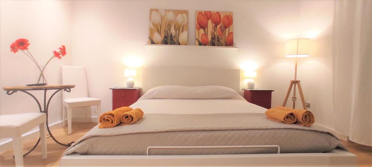 Bed and Breakfast Living Cagliari Marina Экстерьер фото